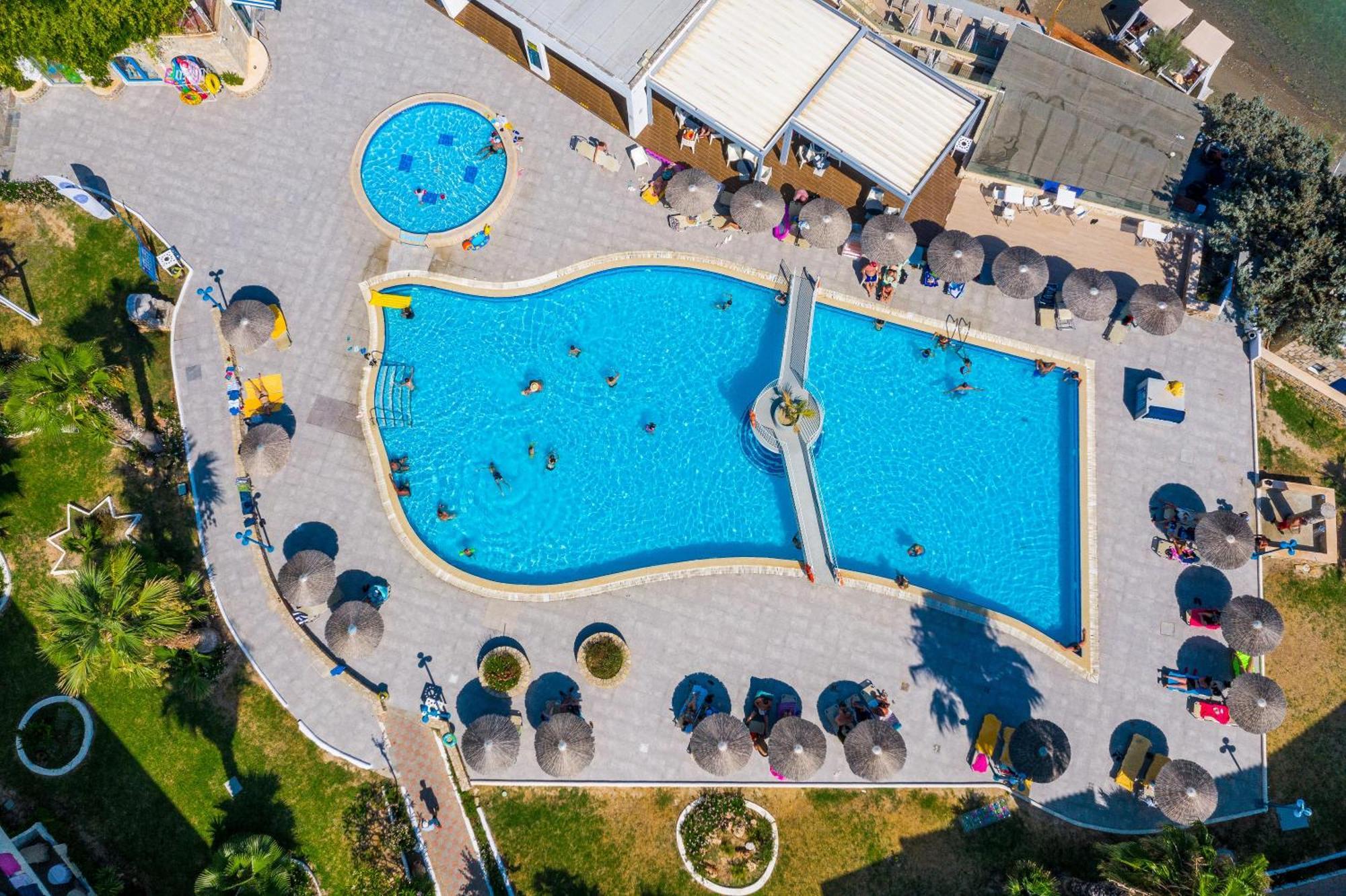 Sunrise Hotel Pefki  ภายนอก รูปภาพ